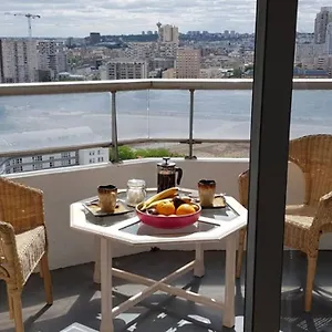 https://beau-studio-rnov-30m2-balcon-vue-parking.fr-paris.fr